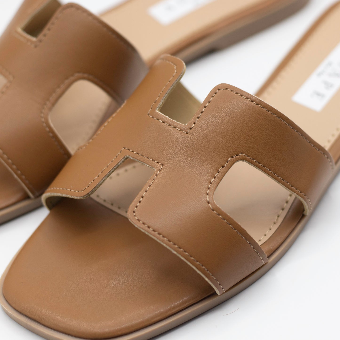 SANDALI BASSI AMALFI CAMEL